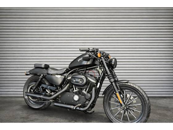 HARLEY-DAVIDSON SPORTSTER XL 883N IRON 